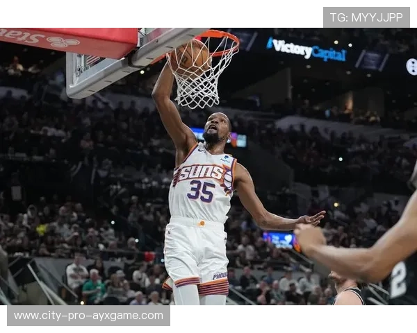 太阳球星技术动作细腻令人赞叹